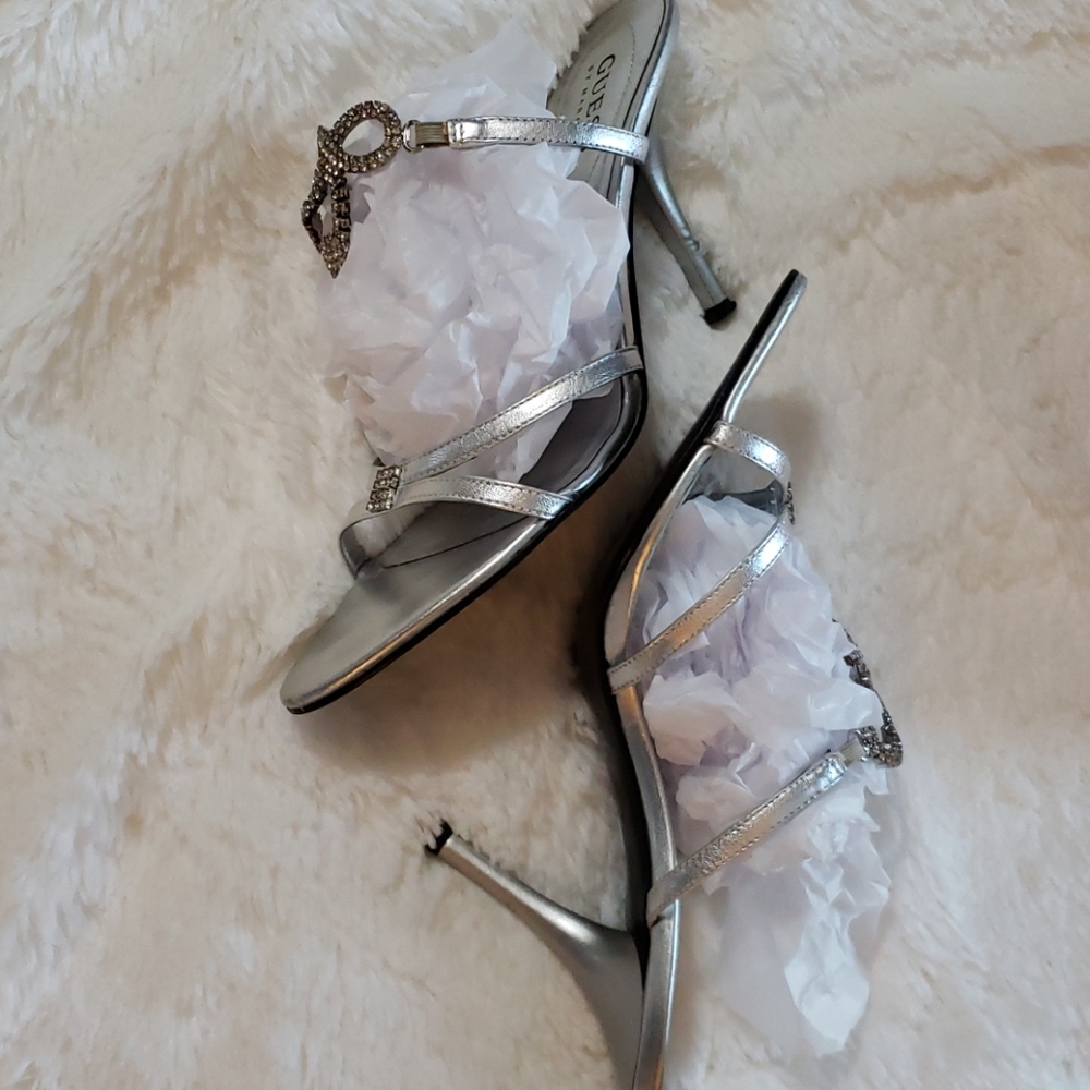 Guess Gwedie Heels - Picture 4 of 7